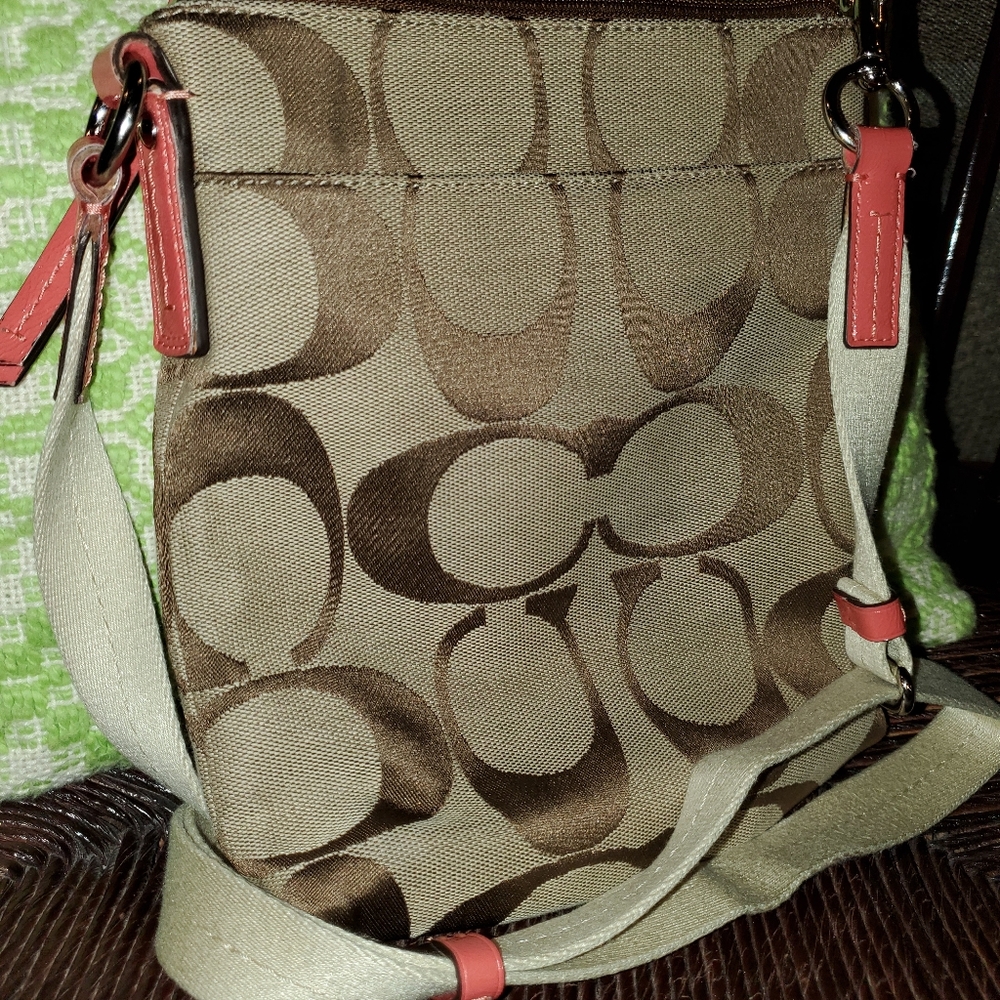 Coach Crossbody purse - Picture 6 of 6